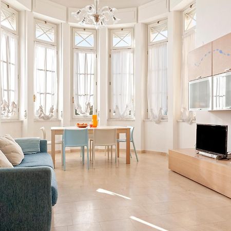 Luminosity By The Sea Apartment Calambrone Exterior photo